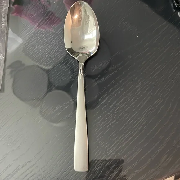 Oneida Satin Accent tablespoon Serving spoon 8 1/4