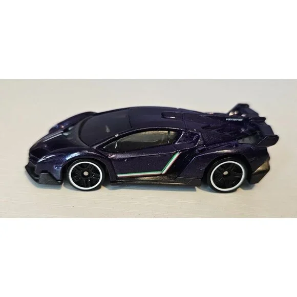 Hot Wheels 2013 Mattel Lamborghini Veneno Die-Cast Toy Car Purple 3