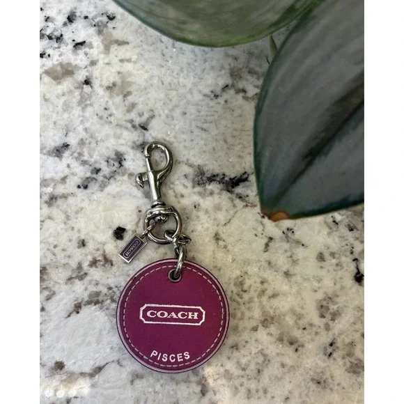 VTG Rare Limited Edition Coach Pisces Astrology Charm Key Chain Pink Silver Y2K