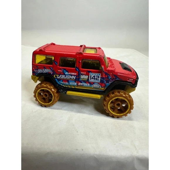 Hot Wheels Red Hummer H2‎ Monster Truck Toy Car Gold Wheels Collectible
