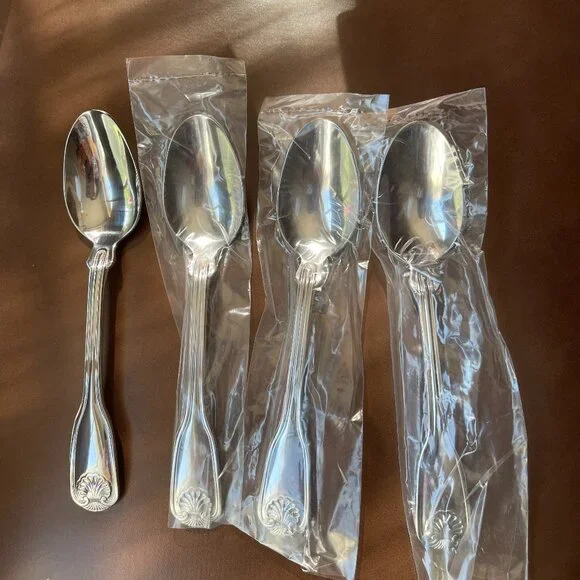 Reed & Barton Colonial Shell II set 4 Teaspoons New