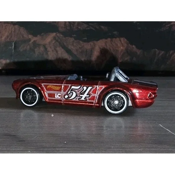 HOT WHEELS HW Racing Sports Toy Car TRIUMPH TR6 Red‎ #54 Diecast