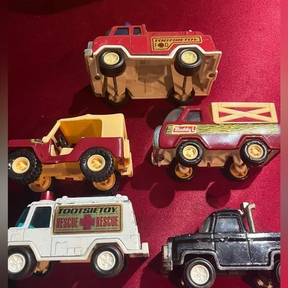 Vintage Tootsie Toy lot of 5  Truck Die Cast, 60s Japan 1970s