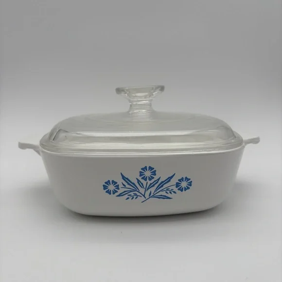 Pre-Owned Vintage Pyrex P-1-B CorningWare Blue Cornflower 1Quart Casserole Dish