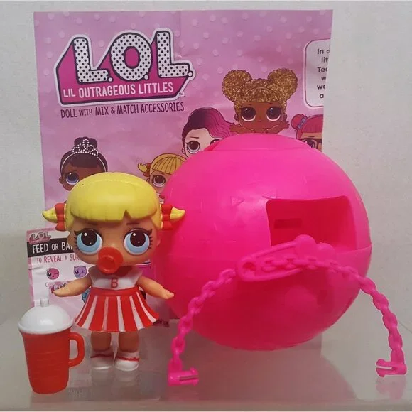 LOL Series 1 Original 2016 Release Cheer Captain Complete w/ Accessories & Ball