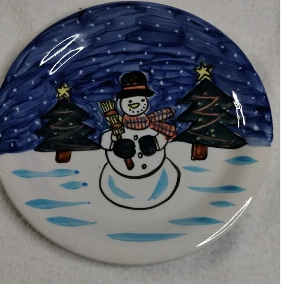 Tabletops Unlimited Holiday Season Snowman Christmas Plate 10.5