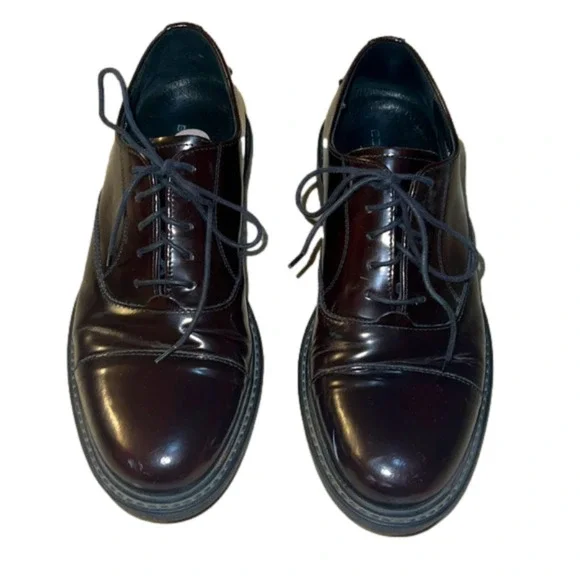 Size 8.5 brown leather bostonian dress shoe