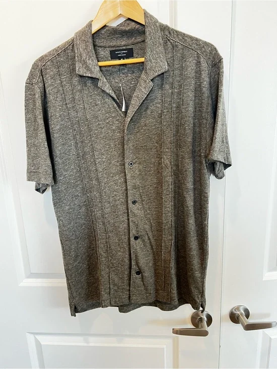 Banana Republic Linen BlendGray Short Sleeve Button-Up Knit Polo