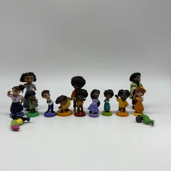 Disney Encanto Characters Mini Figures Dolls Cake Toppers Mixed Lot