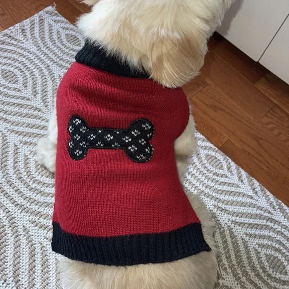 Red and Black Bone Pattern Pet Sweater