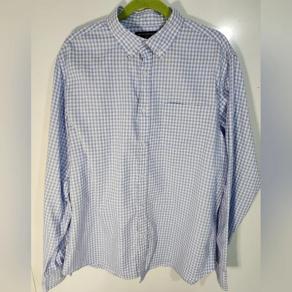 Banana Republic Men's Blue Checkered Shirt, Size XL