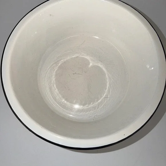 Vintage White Enamelware Mixing Bowl Black Rim Farmhouse Kitchen Decor 10 inch