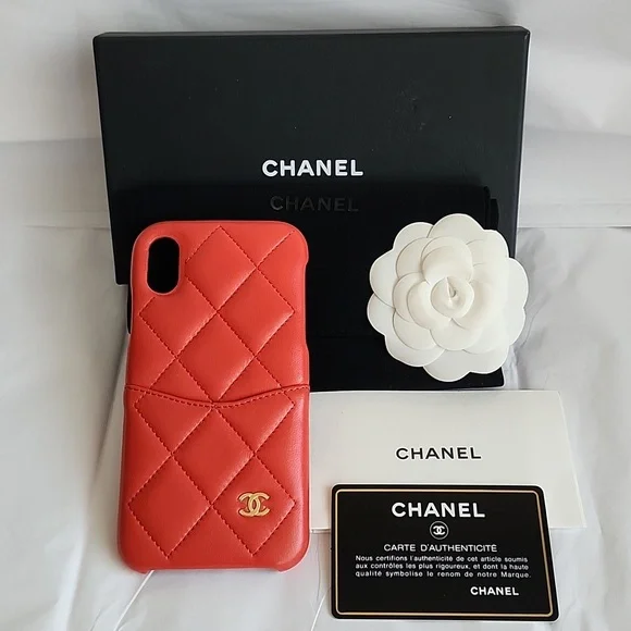 Authentic CHANEL Matrasse Iphone X/Xs Logo Case Box Camellia Flower Pouch Red