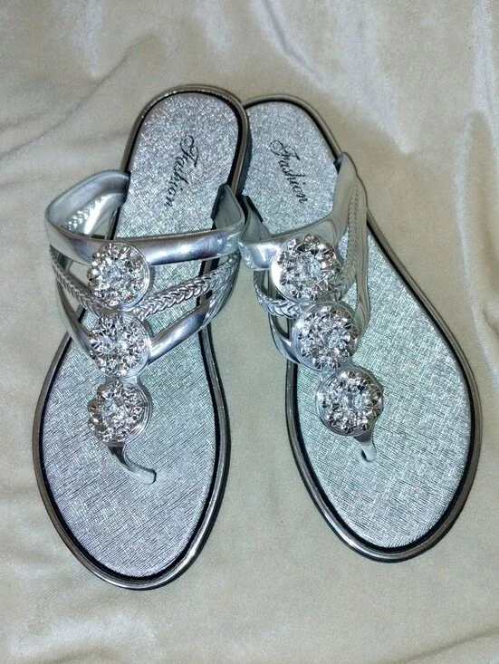 NWOT! Fashion Silver Flat Thong Sandals w/Rhinestone Embellishment. Size 42