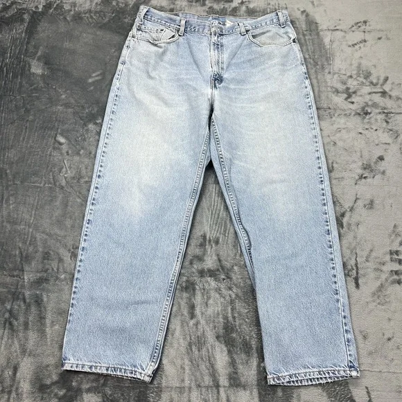 VTG 2002 Levis 901 Relaxed Straight Leg Jeans Mens 40x30 Light Wash Blue Denim‎
