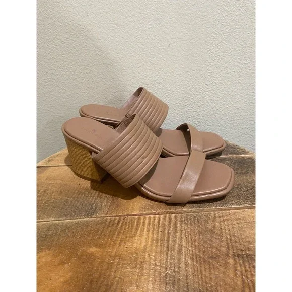 Caslon Lamia Sandal tan size 10