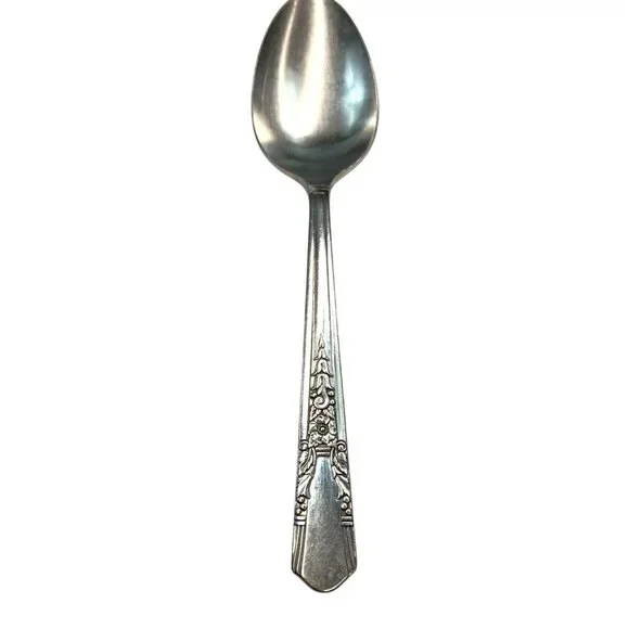 Vintage Wm Rogers & Son Silver Plated Floral Design Teaspoon 6
