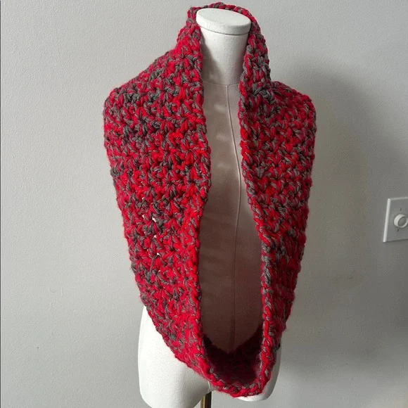 Handmade Thick Chunky Scarlet and Gray Crochet Knit‎ Infinity Winter Scarf OSU