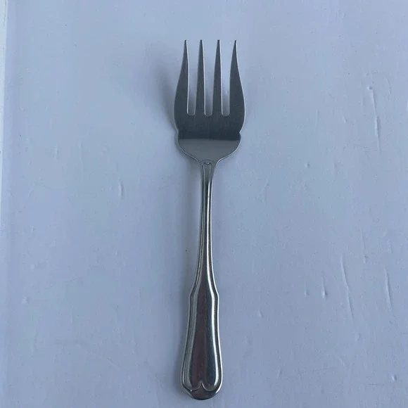 International Silver‎ 18/10 Stainless Cold Meat Serving Fork Heart Pattern 8.5