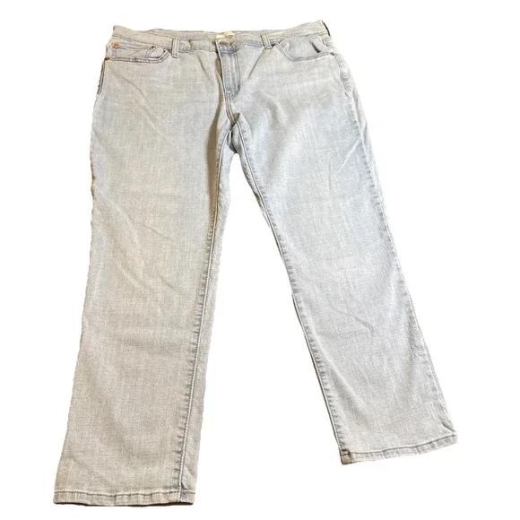Levi's Boyfriend Jeans Women's Size‎ 34 Light Wash Relaxed Fit Denim