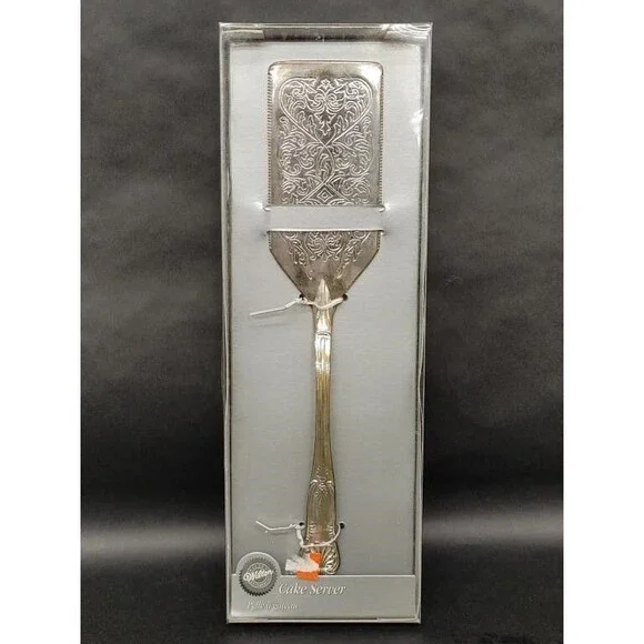 VTG Wilton Silver Plated Cake Server w/Ornate Design On Blade & Handle 12