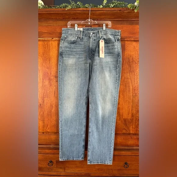 Levi's Men's Washed Blue Straight Jeans