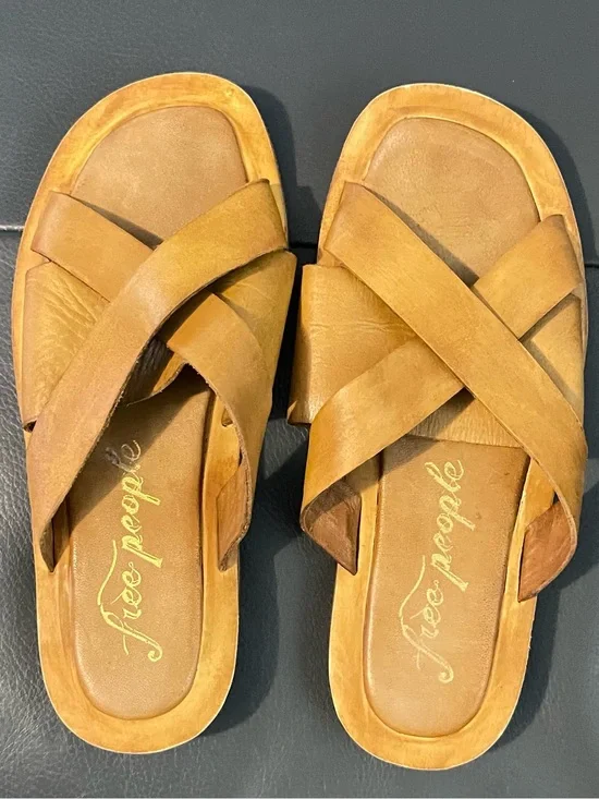 Free People Cognac Leather Crisscross Slide Sandals size 6 womens