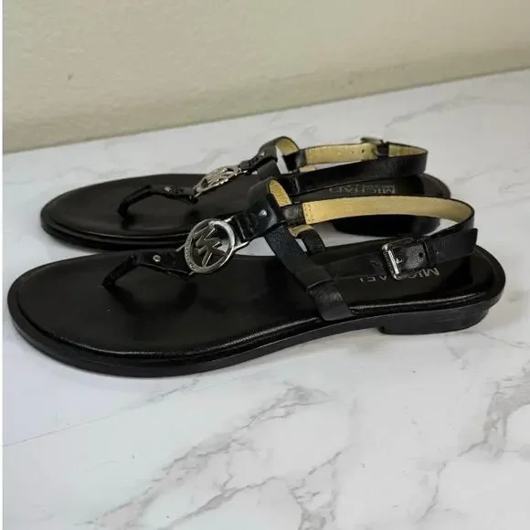Michael Kors Sondra‎ Thong Sandals Black Leather Sandal Silver Accent Size 7
