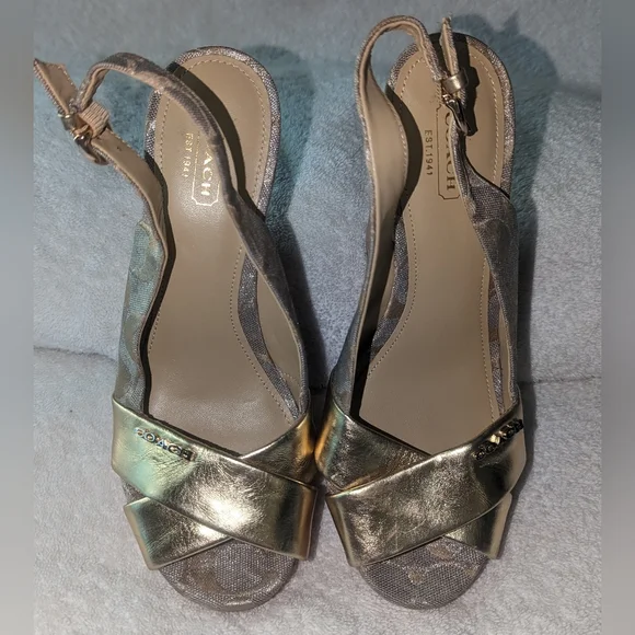 Vintage Coach Jesse wedge cork heeled sandals. 7.5