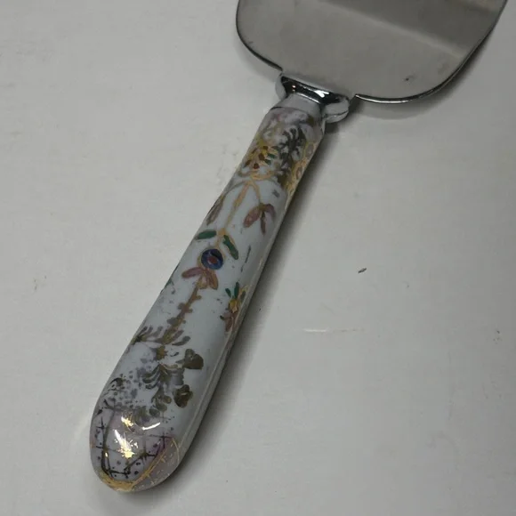 Vintage Floral Handle Cake Server