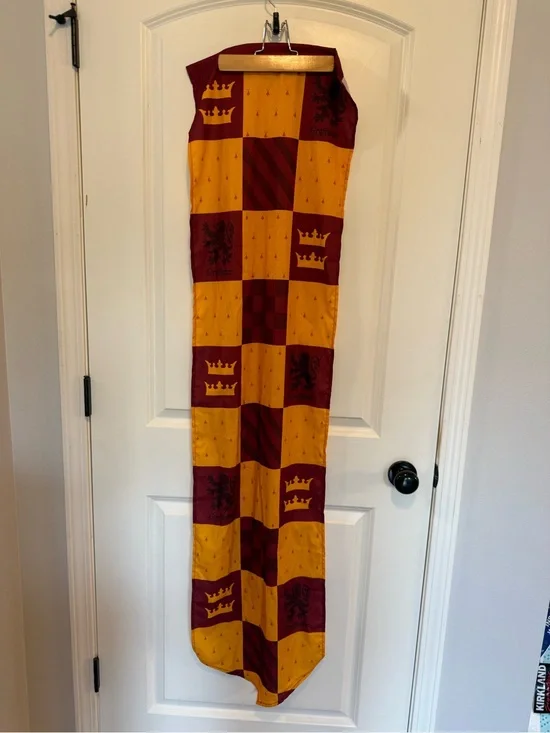 ✨ Harry Potter House Banner Set –Gryffindor, Hufflepuff, Ravenclaw & Slytherin ✨