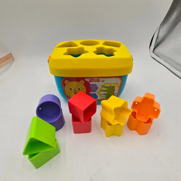 Fisher-Price Babys First Blocks Shape Sorter Bucket Toy 10 Blocks Primary Color