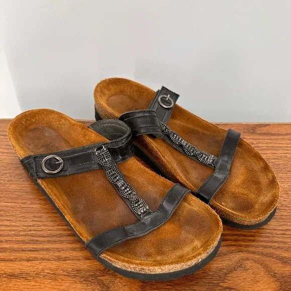 Naot Malibu‎ Sandals Women 38 Rhinestone T-Strap Hook Loop Black Leather Modern
