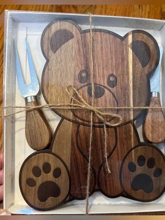 Bear-Shaped Wooden Cheese Board Set - Brown