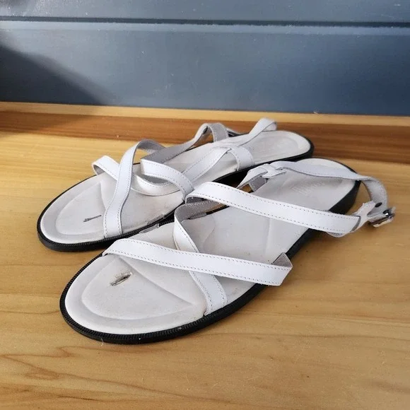 Y2K White Leather Strappy Sandals‎