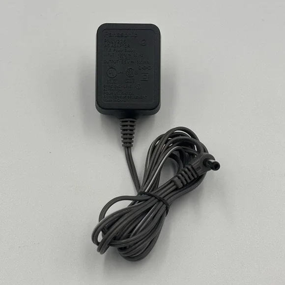 Panasonic PNLV226 OEM‎ Original AC Adaptor Adapter Power Supply 5.5V 500mA ==