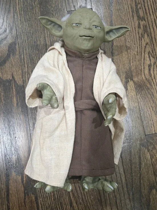 Star Wars CALL UPON YODA Electronic 12