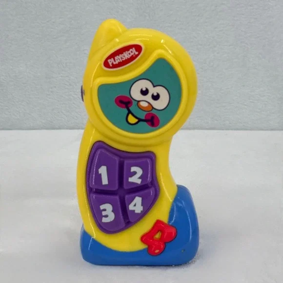 Vintage Playskool Fun Shakin' Phone Interactive Vibrating Ringing Toy Rare 2003