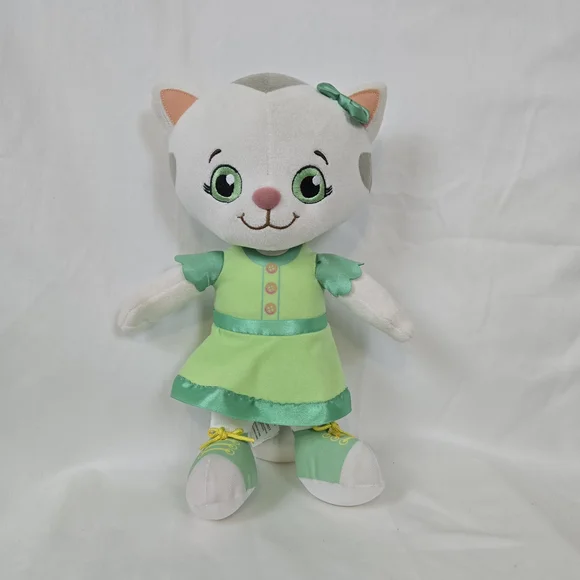 PBS Kids Daniel Tiger Neighborhood Friends Katerina Kittycat‎ 12