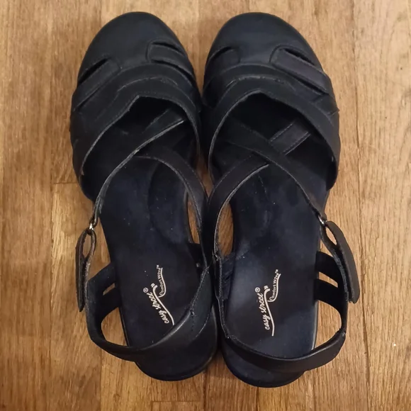 Easy Street Garette Sandals