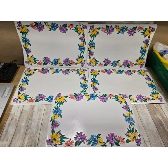 Cannon Vinyl Floral Placemat Set of 5 White Multi Color Flower 13x19 PVC