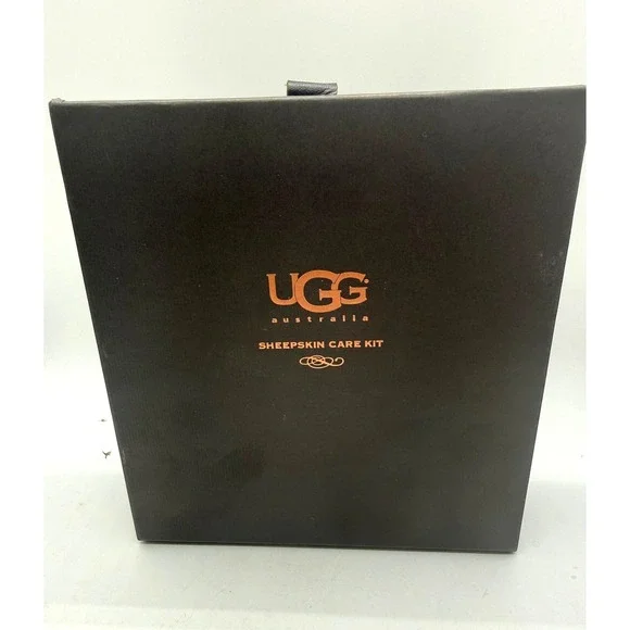 UGG Care Kit Sheepskin Protector Freshener Cleaner/Conditioner & Brush
