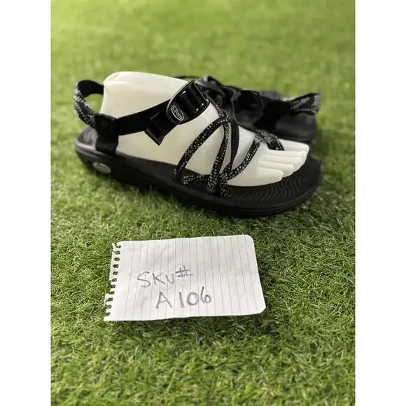 Chacos Womens 11 Black Strappy Outdoor‎ Sandals with Textured Footbed