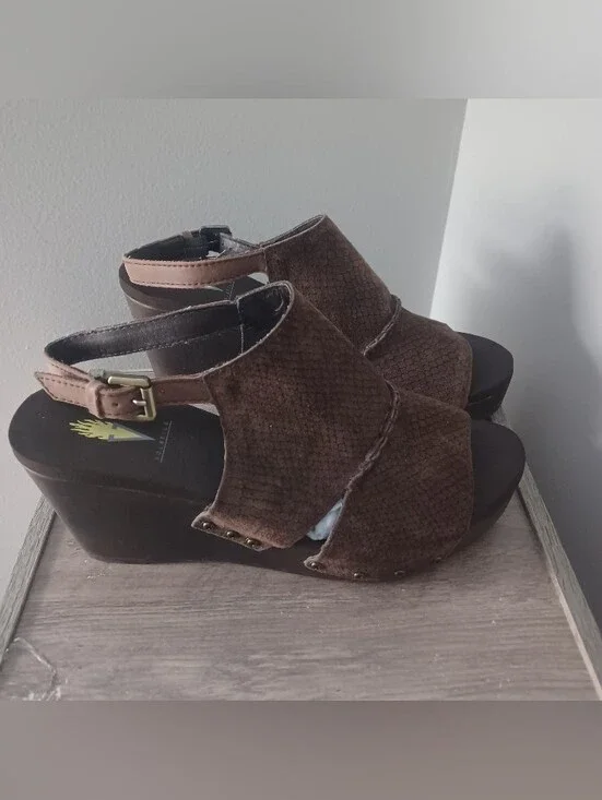 Volatile Bohemian Wedge Sandals Sz 10