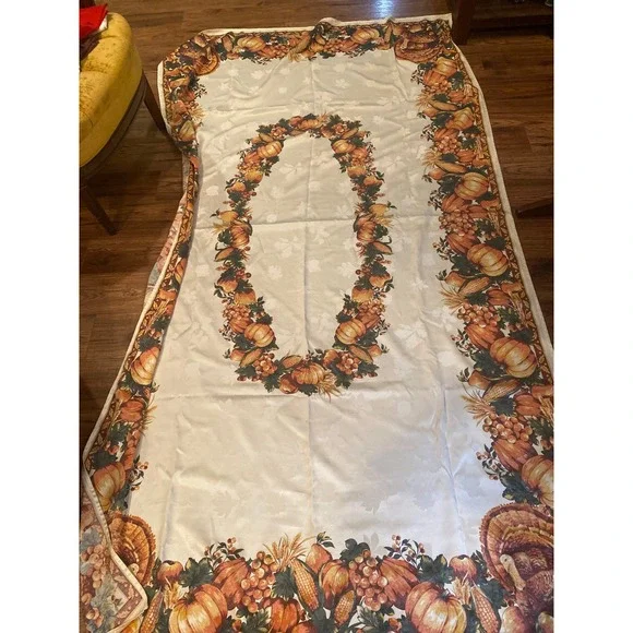 Thanksgiving Harvest Turkey Pumpkin Corn Tablecloth Oval‎ Centerpiece 100