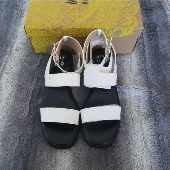Lug sole Sandals size 7.5