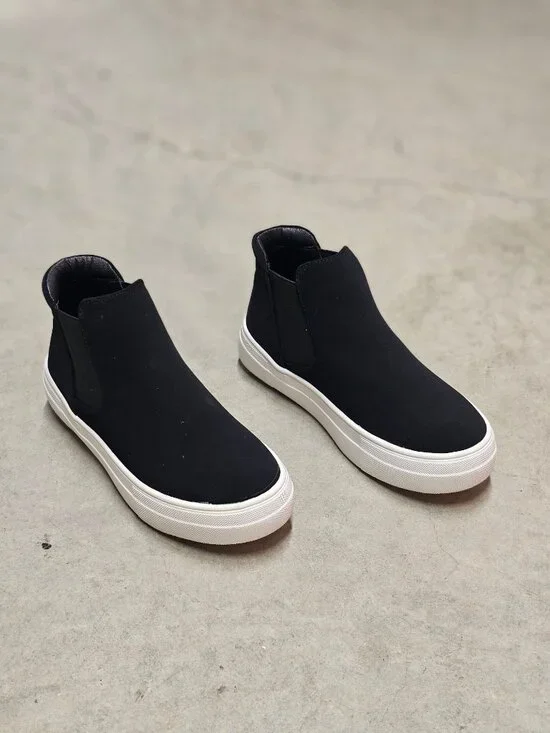 Black Chelsea Slip On Sneakers Platform Sole Minimalist Ankle Boots