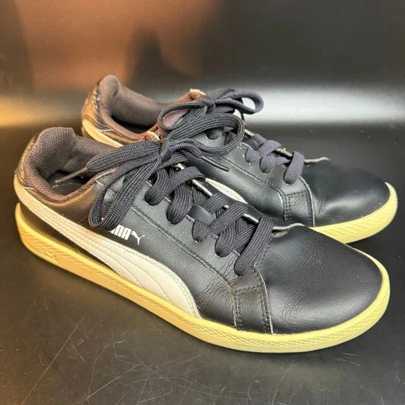 Puma Smash 356753-01 Black White Leather Sneakers‎ Womens Size 8