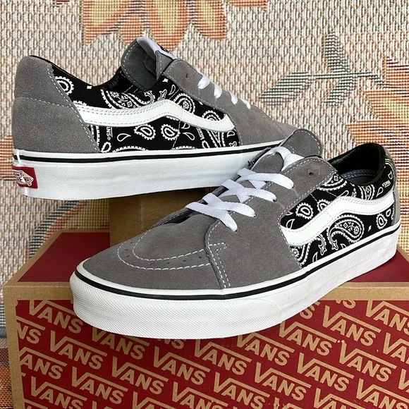 Vans WMNS Sk8-Low Paisley Gray/True White VN0A5KXDBGJ Sneakers