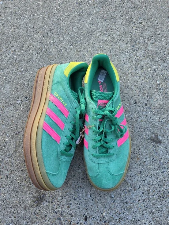 Adidas Gazelle Women’s Green & Pink Suede Sneaker Size 7.5
